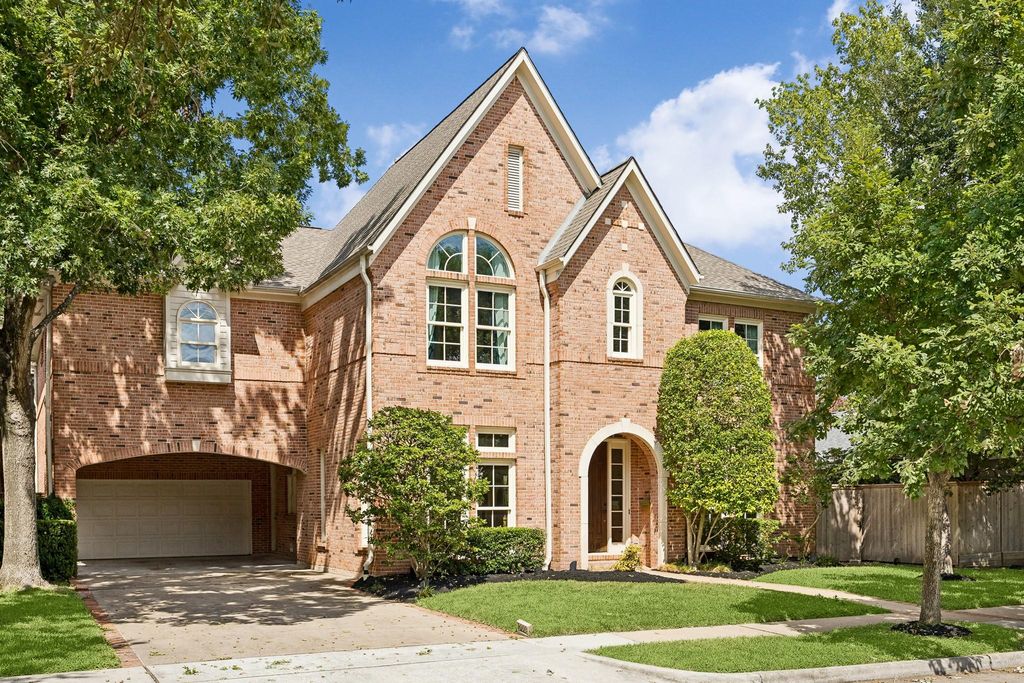 3008 Pittsburg Street, Houston, TX 77005