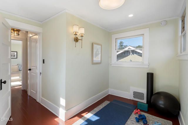 1046 N Michigan Avenue, Pasadena, CA 91104