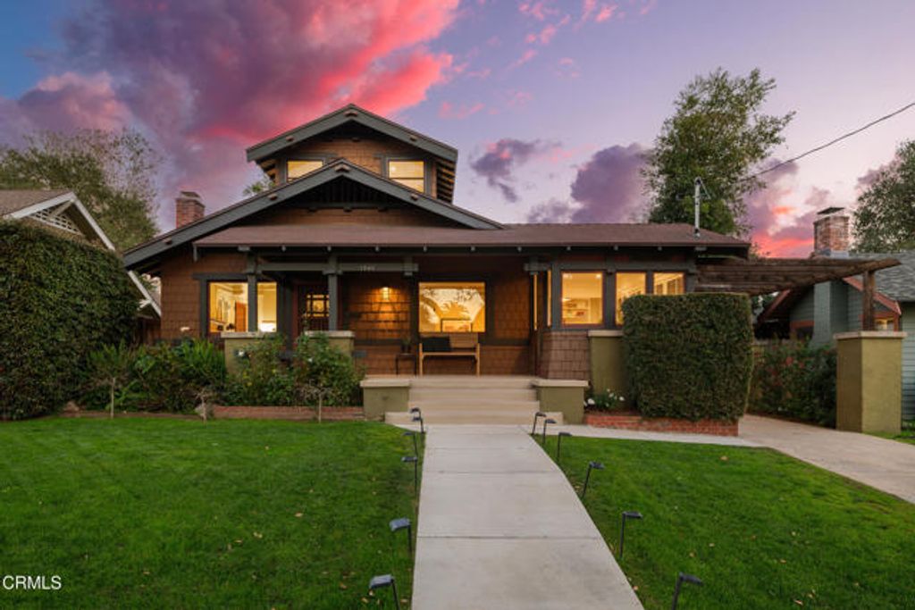 1046 N Michigan Avenue, Pasadena, CA 91104