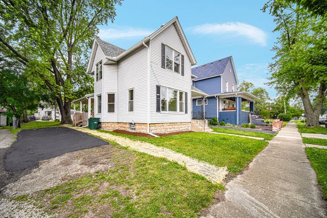 207 Iowa Avenue, Joliet, IL 60433