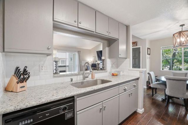 5940 Bridgeport Lake Way, San Jose, CA 95123