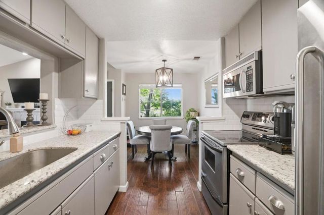 5940 Bridgeport Lake Way, San Jose, CA 95123