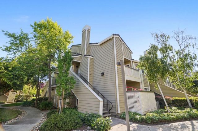 5940 Bridgeport Lake Way, San Jose, CA 95123