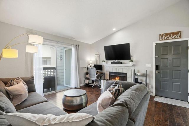 5940 Bridgeport Lake Way, San Jose, CA 95123