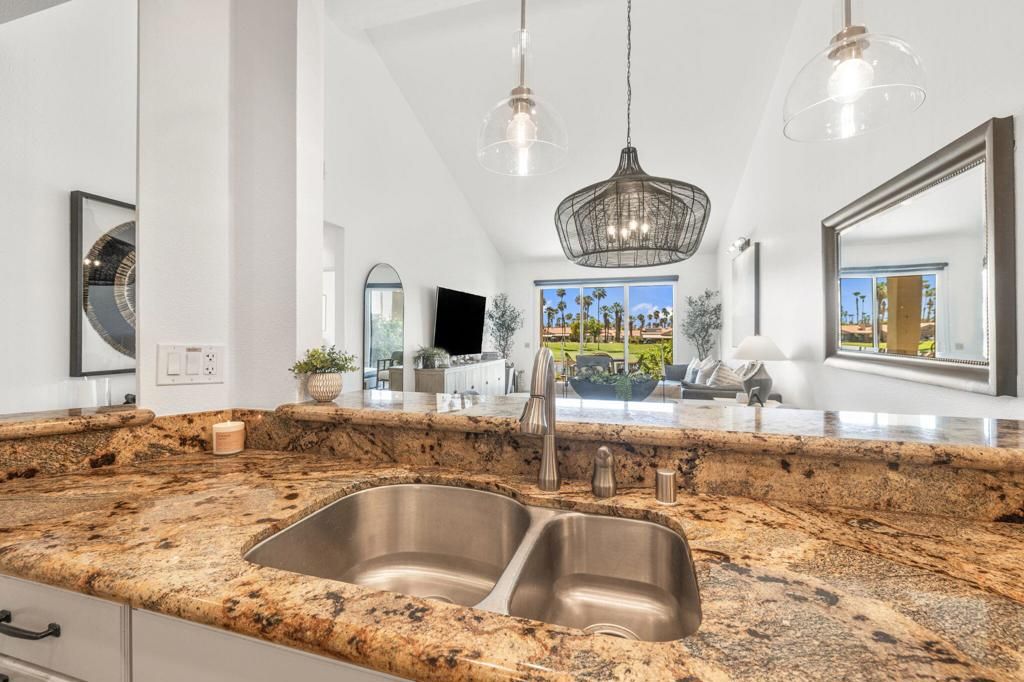 Image 12 of property listing at 38674 Wisteria Drive, Palm Desert, CA 92211
