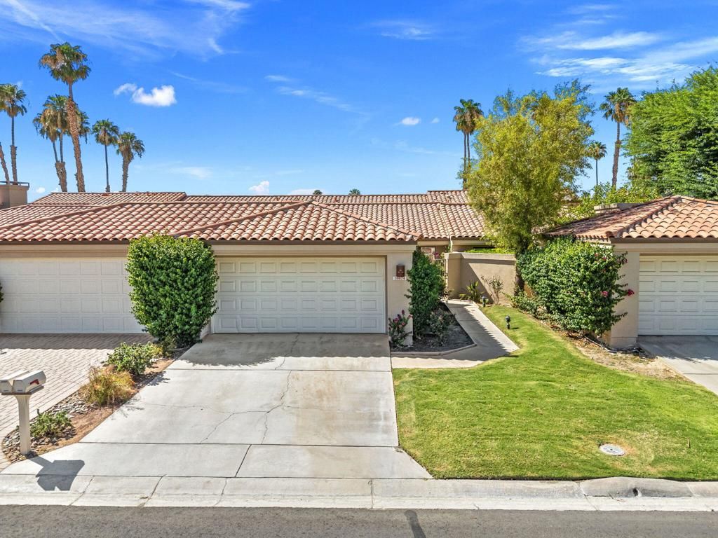 Image 35 of property listing at 38674 Wisteria Drive, Palm Desert, CA 92211