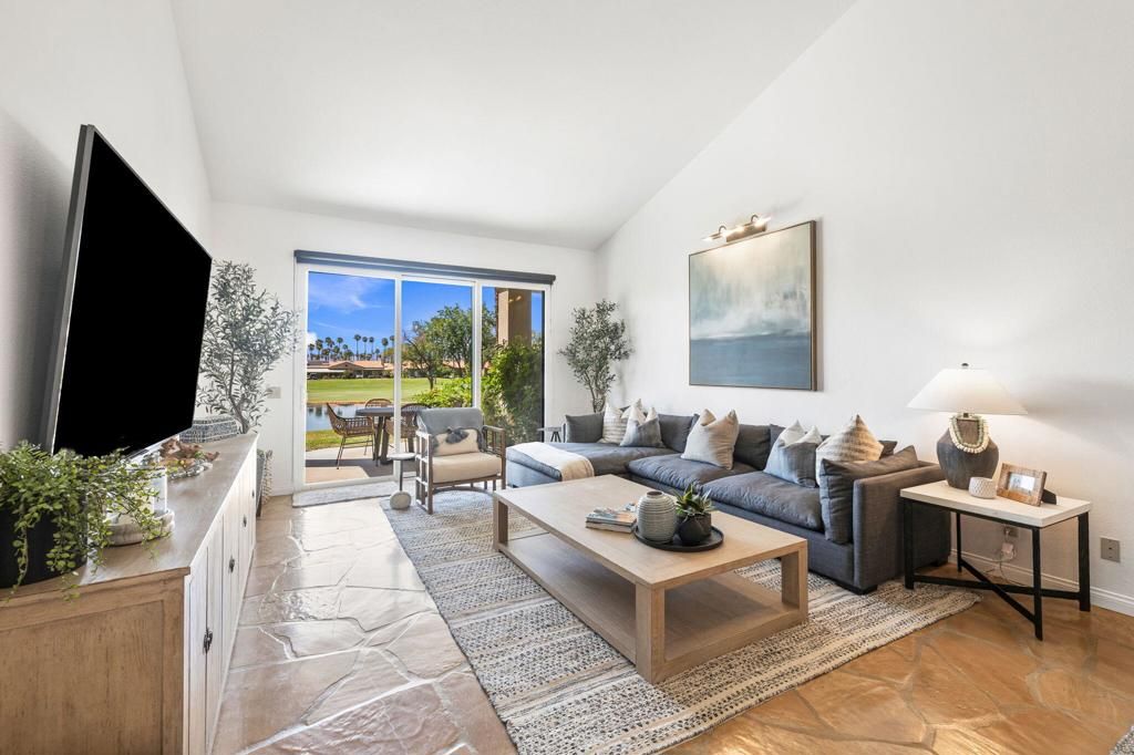 Image 4 of property listing at 38674 Wisteria Drive, Palm Desert, CA 92211
