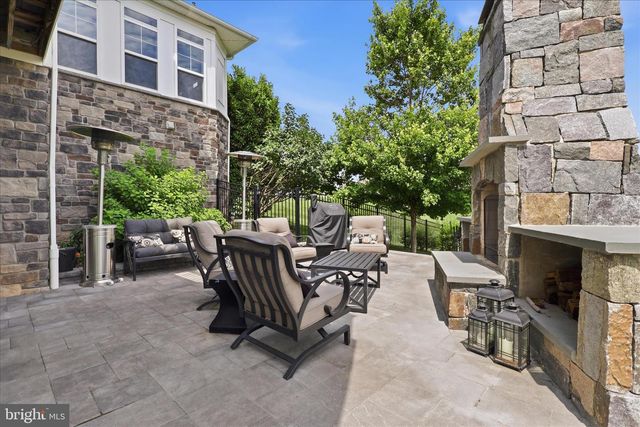 5801 IROQUOIS PL, Frederick, MD 21702