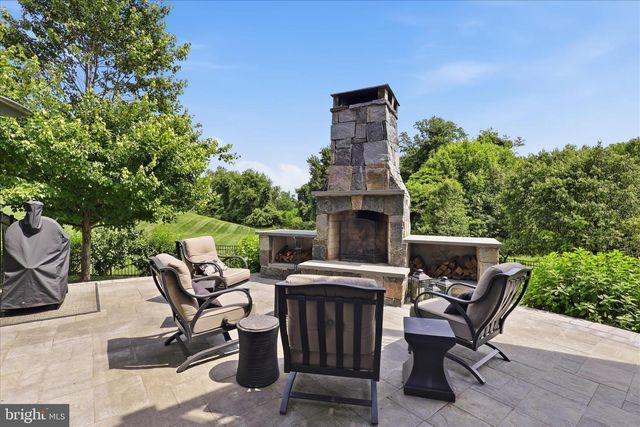 5801 IROQUOIS PL, Frederick, MD 21702