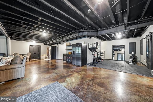 5801 IROQUOIS PL, Frederick, MD 21702