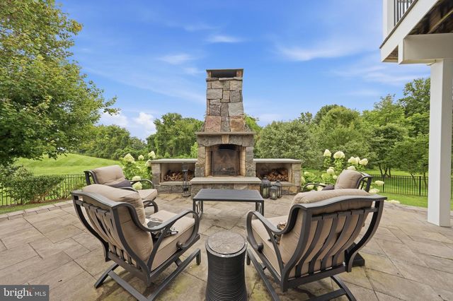 5801 IROQUOIS PL, Frederick, MD 21702