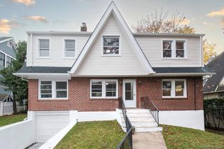 4 Pine Brook Drive, Larchmont, NY 10538