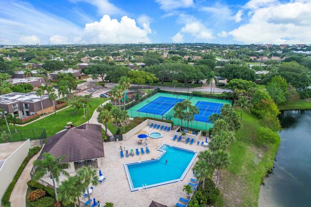 1916 19TH Court, Jupiter, FL 33477