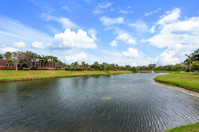 1916 19TH Court, Jupiter, FL 33477