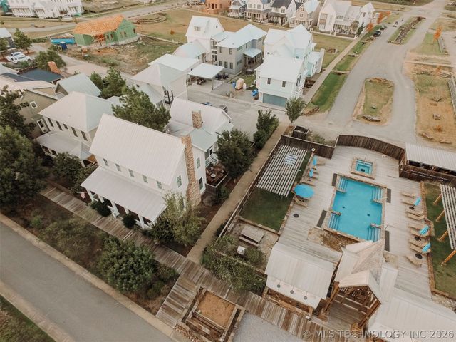 53 Boardwalk, Carlton Landing, OK 74432