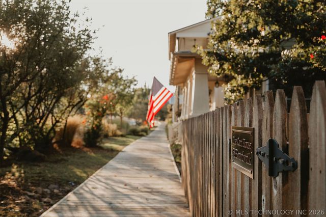 53 Boardwalk, Carlton Landing, OK 74432