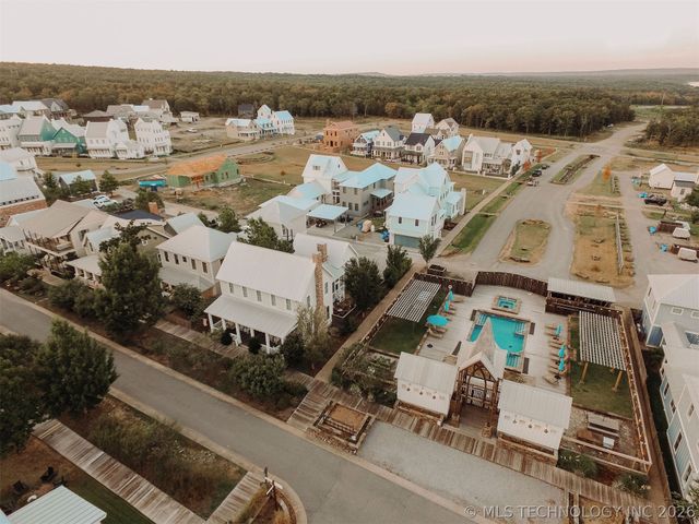 53 Boardwalk, Carlton Landing, OK 74432
