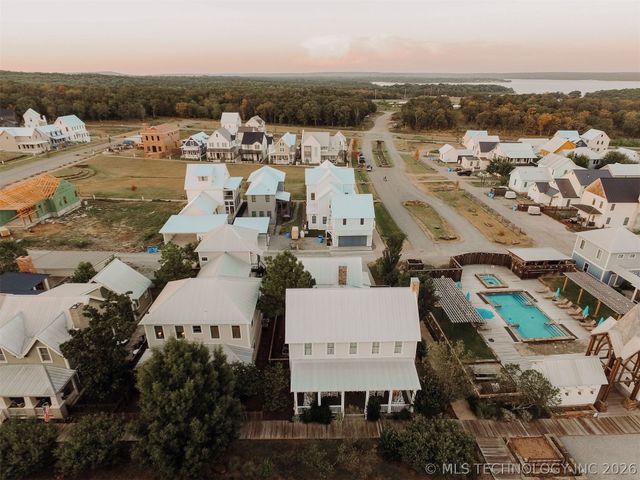 53 Boardwalk, Carlton Landing, OK 74432
