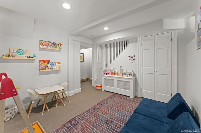 33 Merriam Avenue, Bronxville, NY 10708