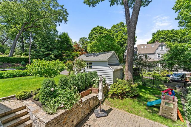 33 Merriam Avenue, Bronxville, NY 10708