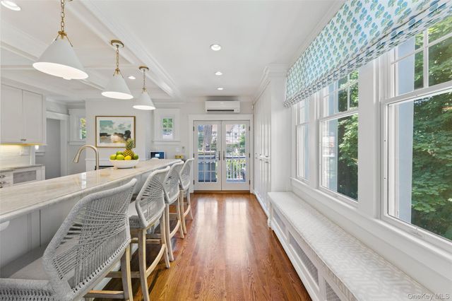 33 Merriam Avenue, Bronxville, NY 10708