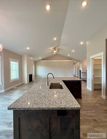 1406 N 615 E, Shelley, ID 83274