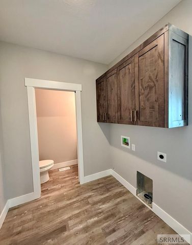1406 N 615 E, Shelley, ID 83274