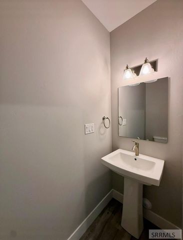 1406 N 615 E, Shelley, ID 83274