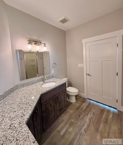 1406 N 615 E, Shelley, ID 83274