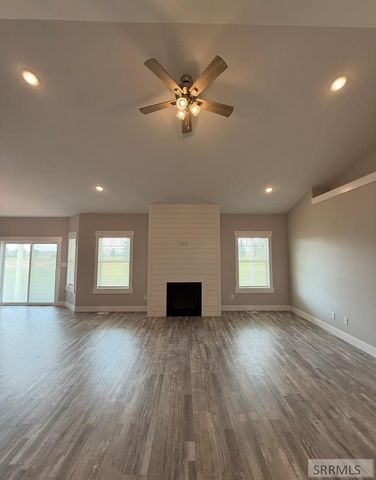 1406 N 615 E, Shelley, ID 83274