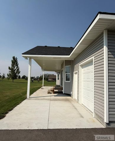 1406 N 615 E, Shelley, ID 83274