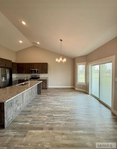 1406 N 615 E, Shelley, ID 83274