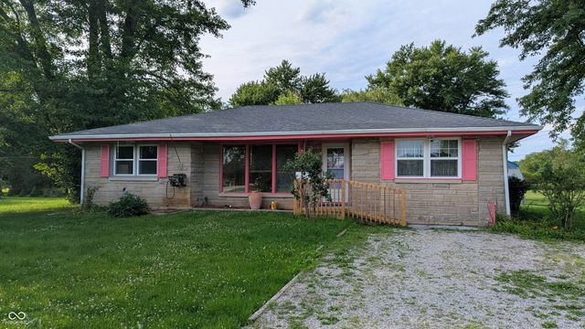 12280 E 25th Street, Columbus, IN 47203