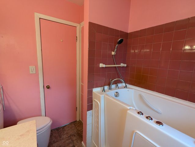 12280 E 25th Street, Columbus, IN 47203