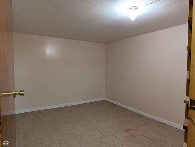 12280 E 25th Street, Columbus, IN 47203