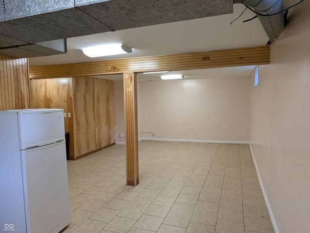 12280 E 25th Street, Columbus, IN 47203