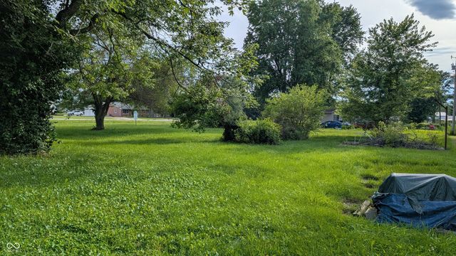 12280 E 25th Street, Columbus, IN 47203