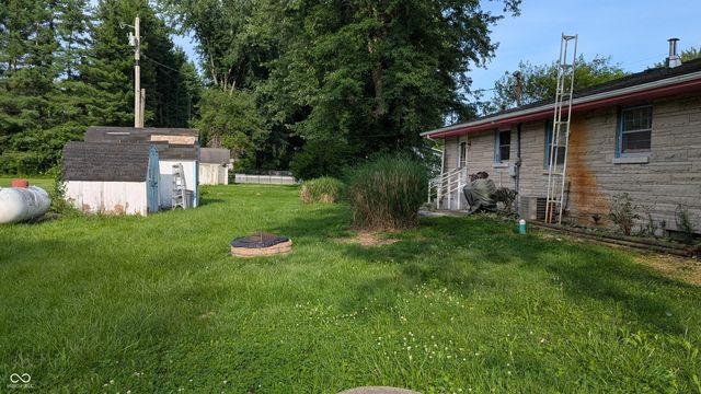 12280 E 25th Street, Columbus, IN 47203