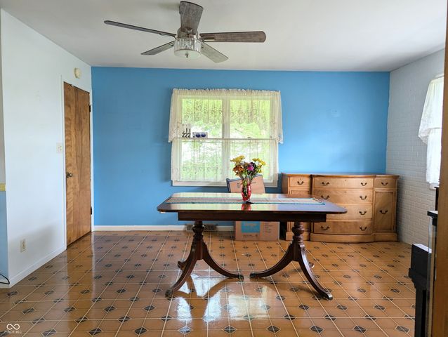 12280 E 25th Street, Columbus, IN 47203
