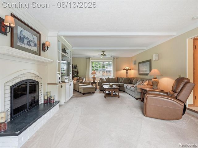 52338 Livingstone Court, Shelby Twp, MI 48316