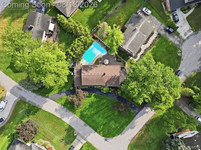 52338 Livingstone Court, Shelby Twp, MI 48316