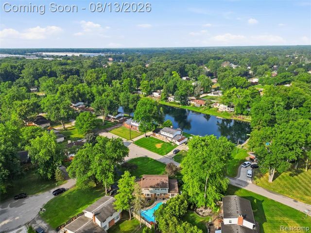52338 Livingstone Court, Shelby Twp, MI 48316
