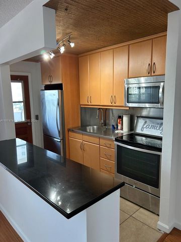 7904 West Dr 508, North Bay Village, FL 33141