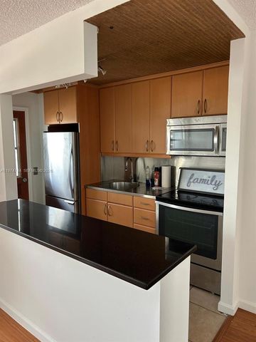 7904 West Dr 508, North Bay Village, FL 33141