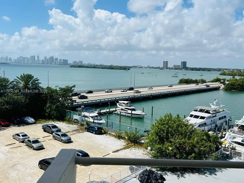 7904 West Dr 508, North Bay Village, FL 33141