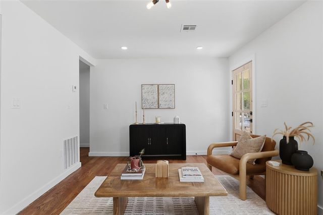 915 W Comanche Street, Norman, OK 73069