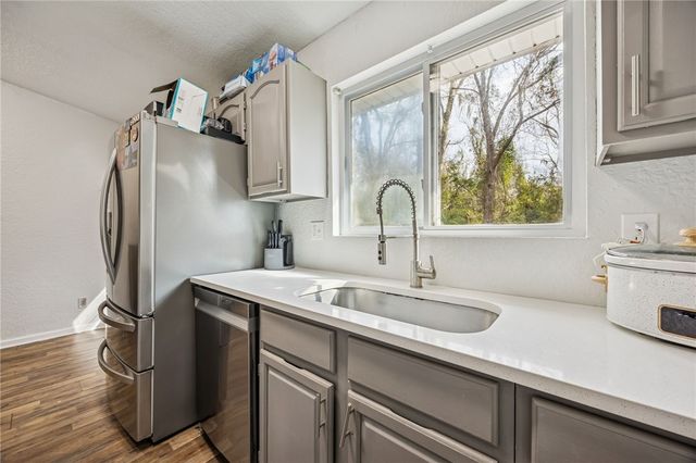 238 W Dawson Ave, Kingsland, GA 31548