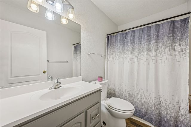 238 W Dawson Ave, Kingsland, GA 31548