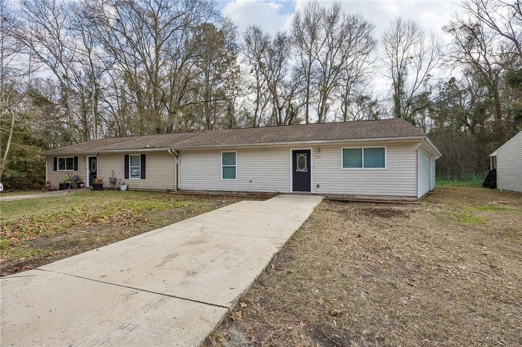 238 W Dawson Ave, Kingsland, GA 31548