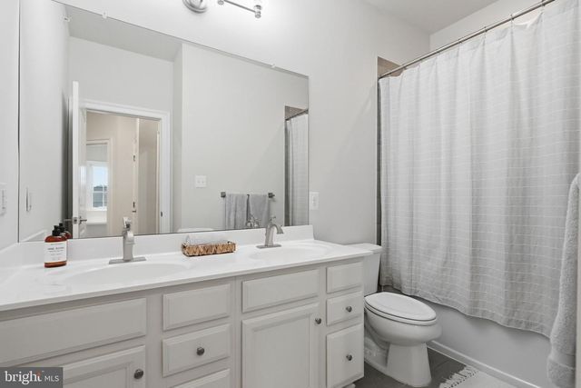 512 CLIFF LN, Malvern, PA 19355